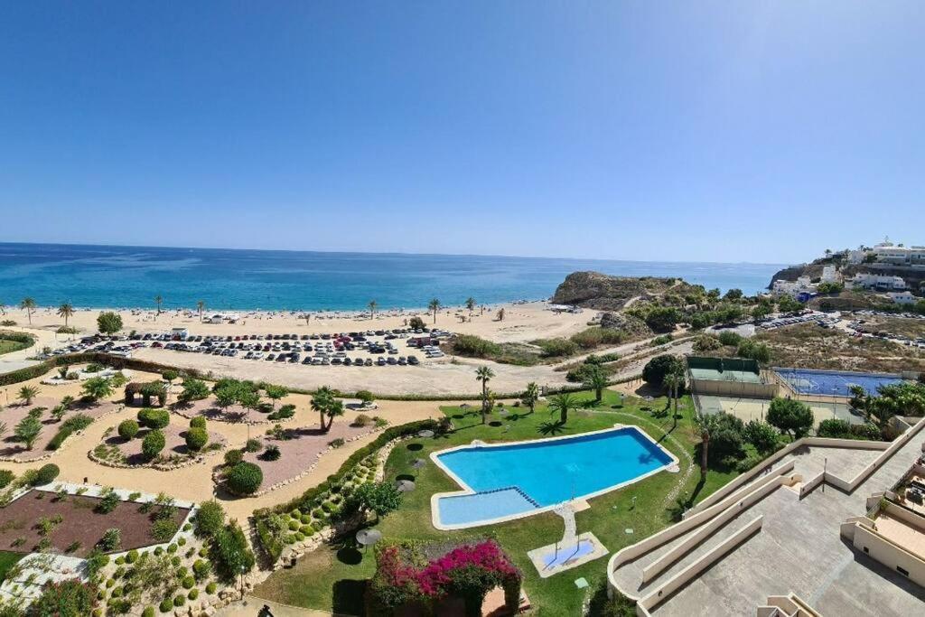 Top-Floor Beachfront Apartment With Parking, Pool, & Spacious Sea-View Balcony Villajoyosa Exteriér fotografie